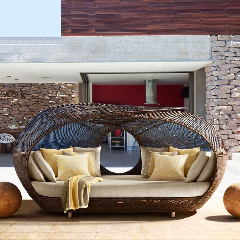 Плетеная полукруглая кушетка и – обзор и цена Outdoor Furniture In Sale